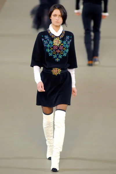 Look 35
